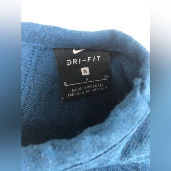 Nike Dri-Fit Sweater Long Sleeve Open Back Knit Casual Yoga Size Small - Picture 3 of 11